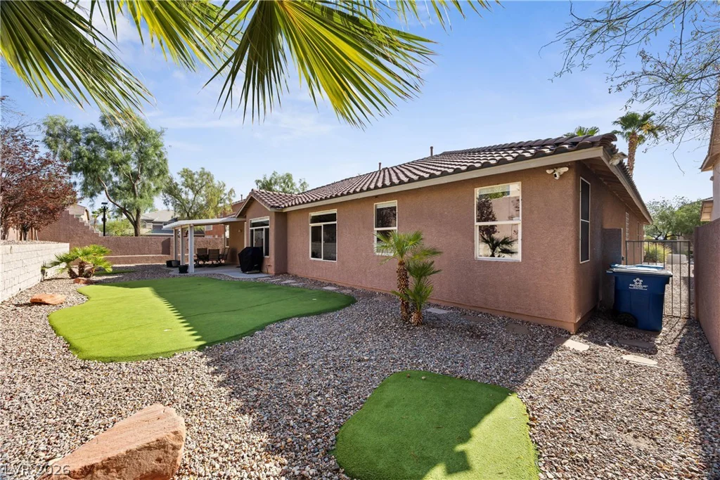 9413 Empire Rock, Las Vegas, NV 89143