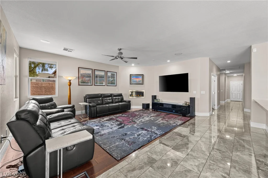 9413 Empire Rock, Las Vegas, NV 89143