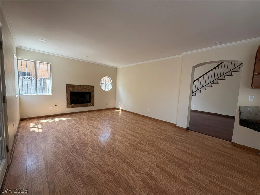 921 Greystone, Las Vegas, NV 89108