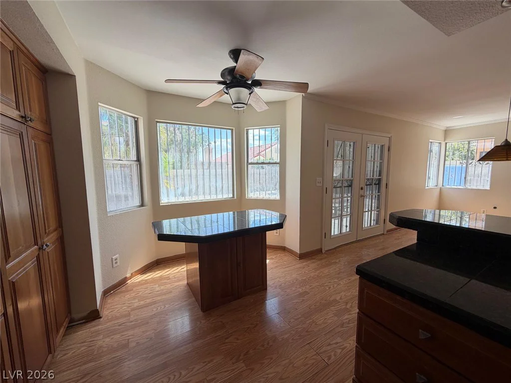 921 Greystone, Las Vegas, NV 89108