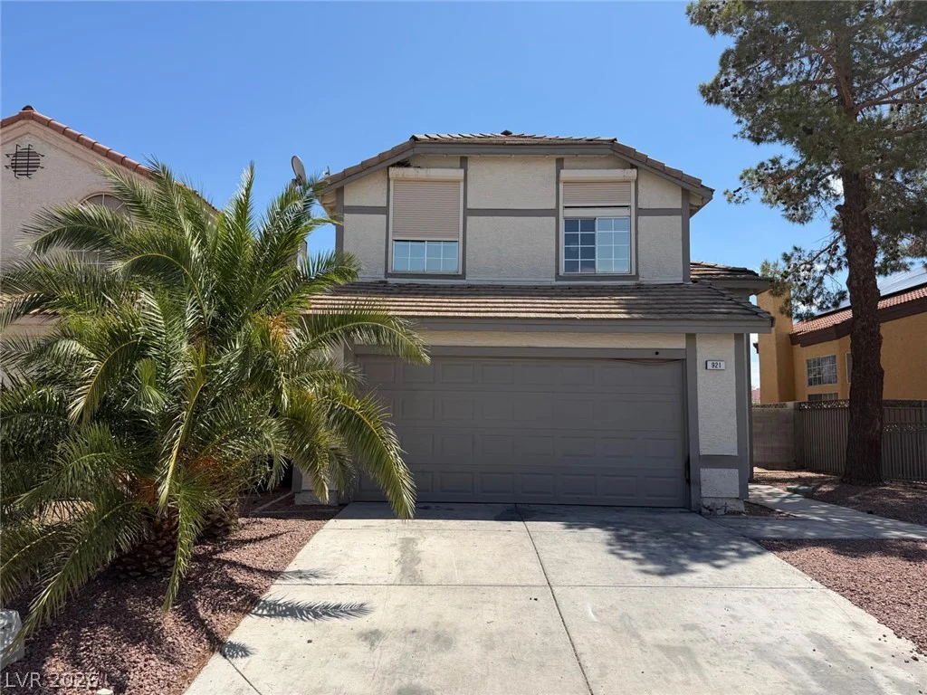 921 Greystone, Las Vegas, NV 89108