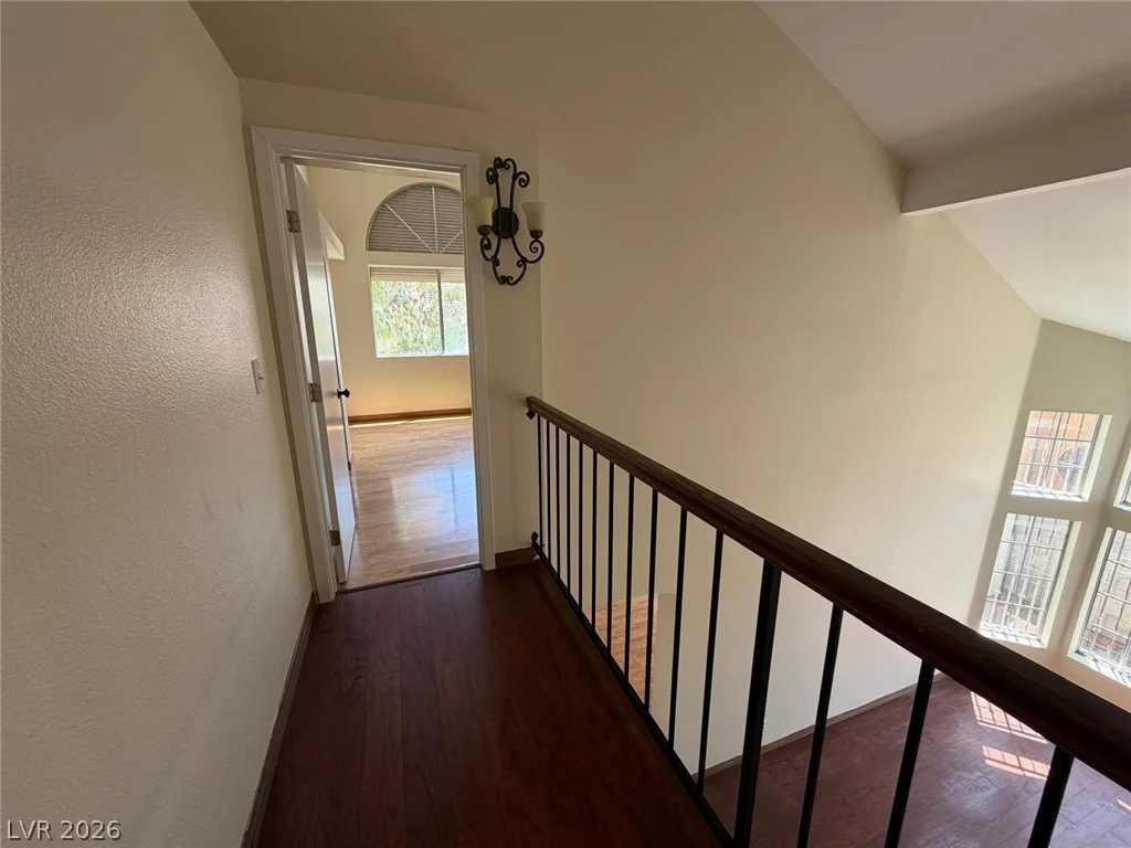 921 Greystone, Las Vegas, NV 89108