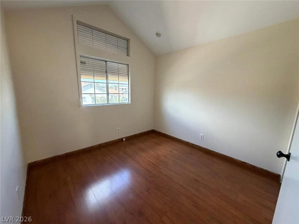 921 Greystone, Las Vegas, NV 89108