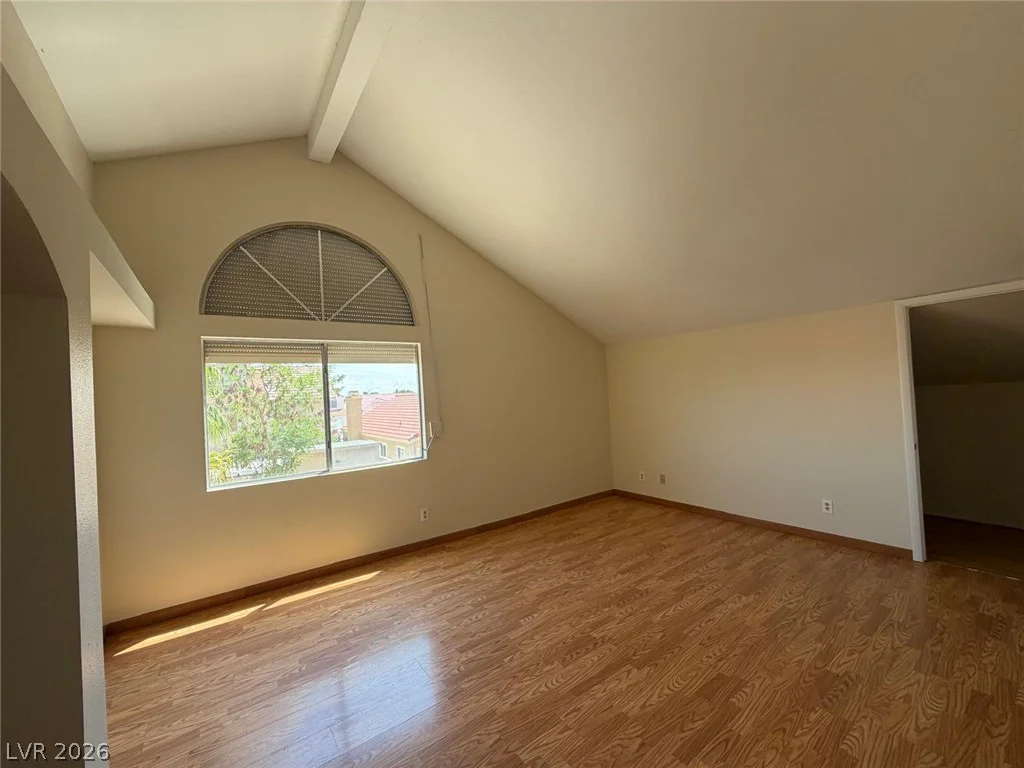 921 Greystone, Las Vegas, NV 89108