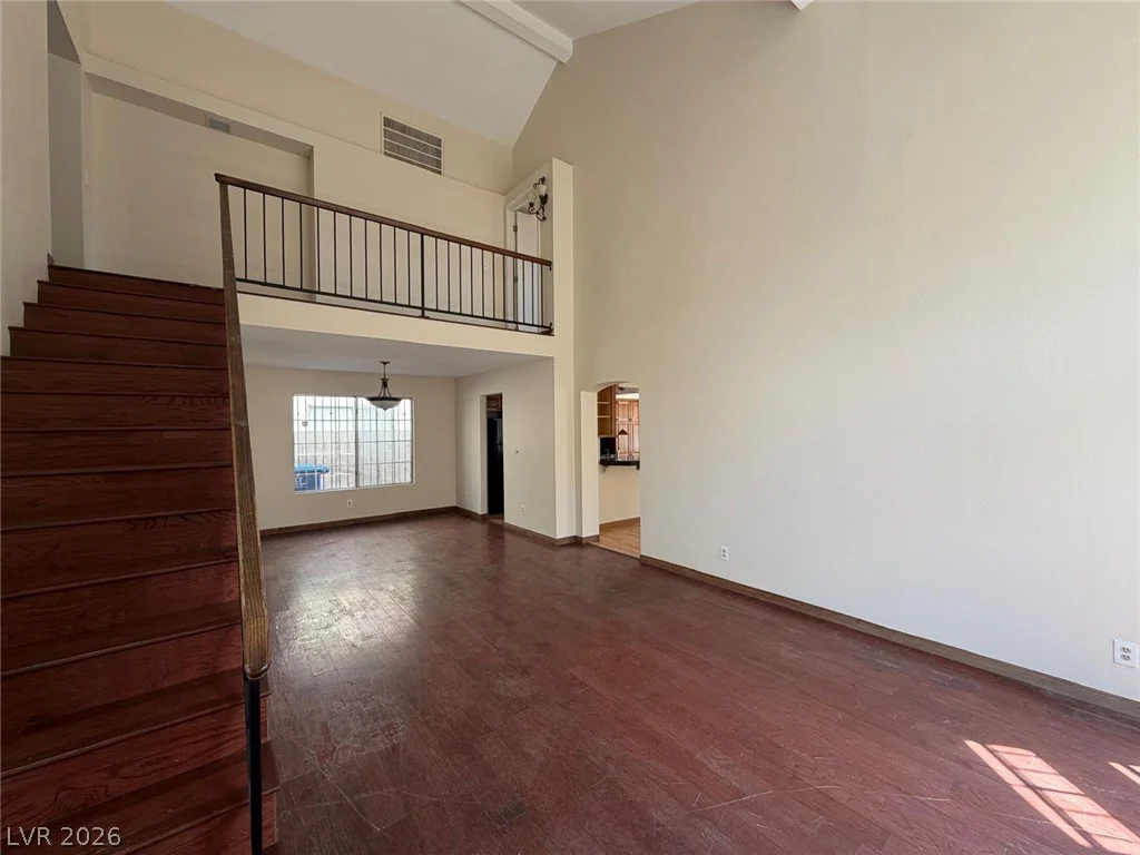 921 Greystone, Las Vegas, NV 89108