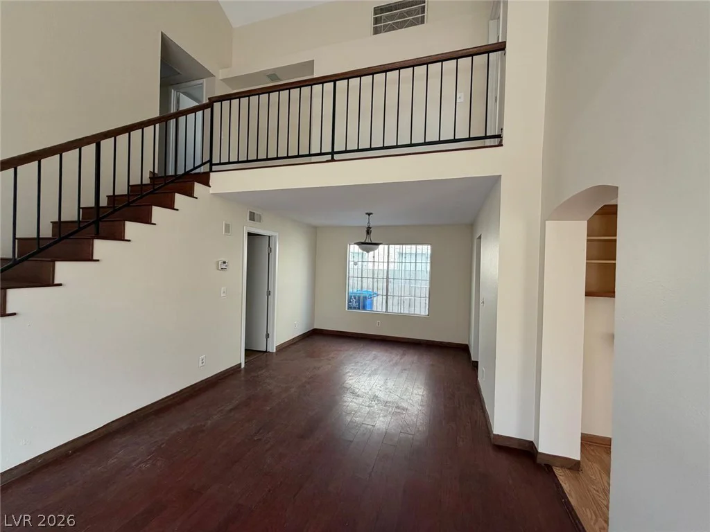 921 Greystone, Las Vegas, NV 89108