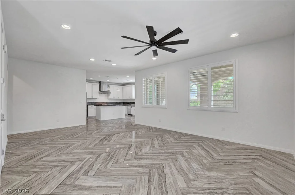 460 Trevinca, Las Vegas, NV 89138