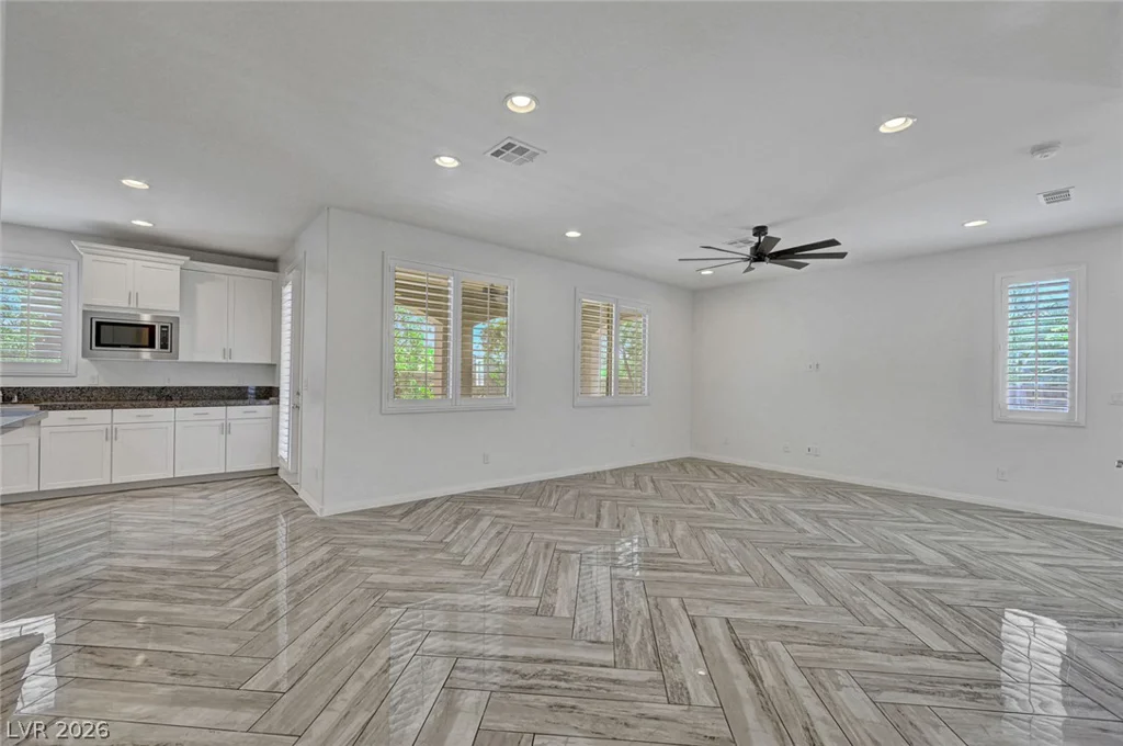 460 Trevinca, Las Vegas, NV 89138