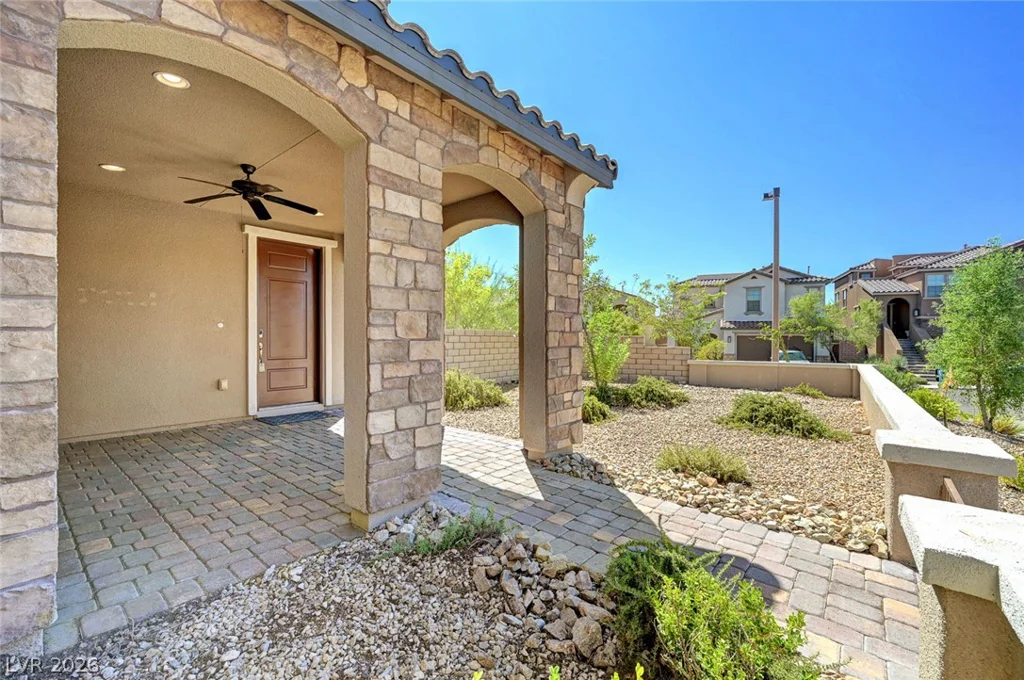 460 Trevinca, Las Vegas, NV 89138