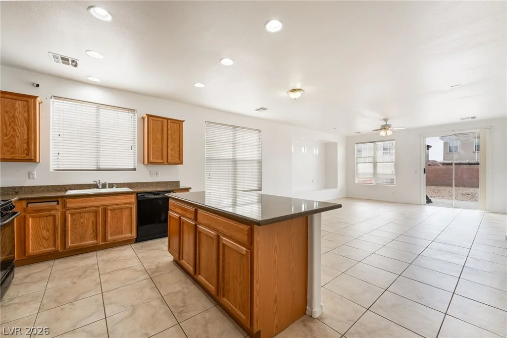 2909 Aspen Club, North Las Vegas, NV 89081