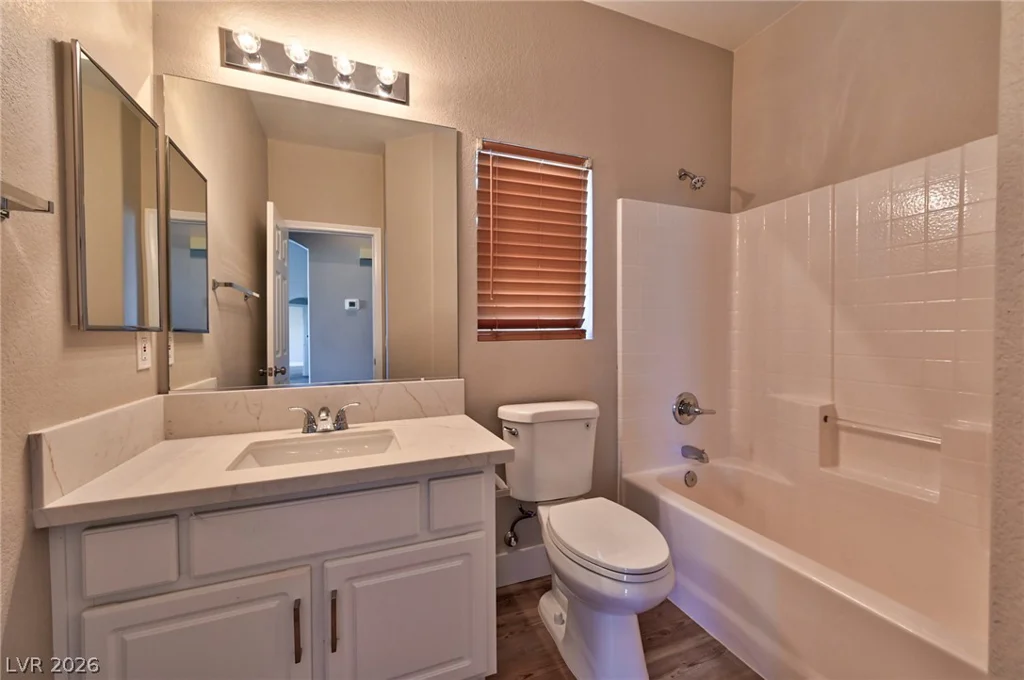 6492 Lantana Falls, Las Vegas, NV 89131