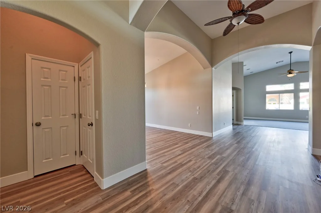 6492 Lantana Falls, Las Vegas, NV 89131