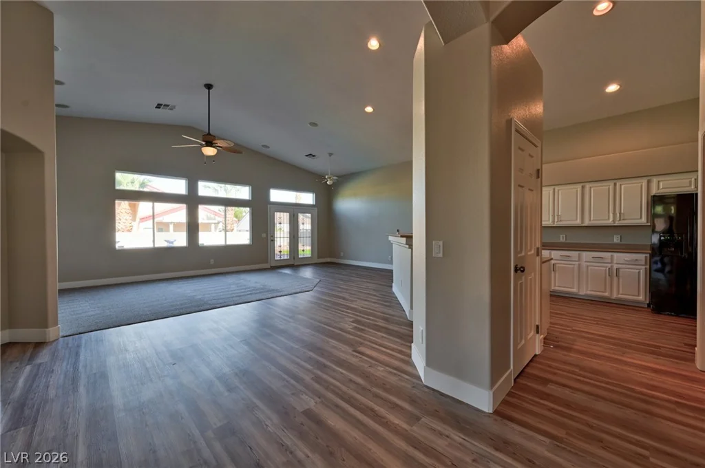 6492 Lantana Falls, Las Vegas, NV 89131