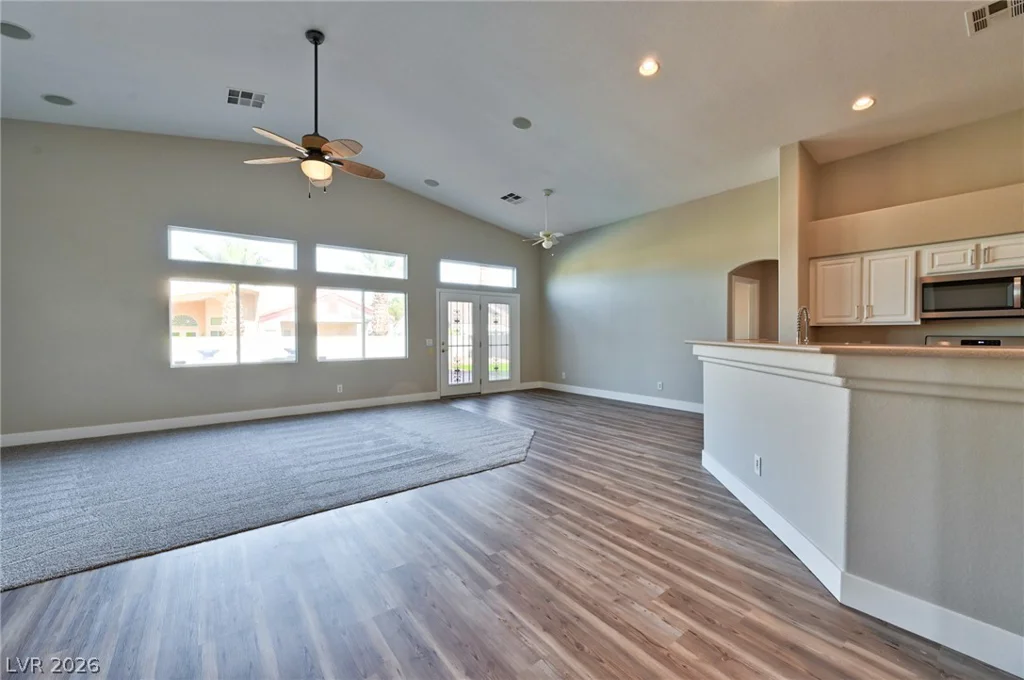 6492 Lantana Falls, Las Vegas, NV 89131