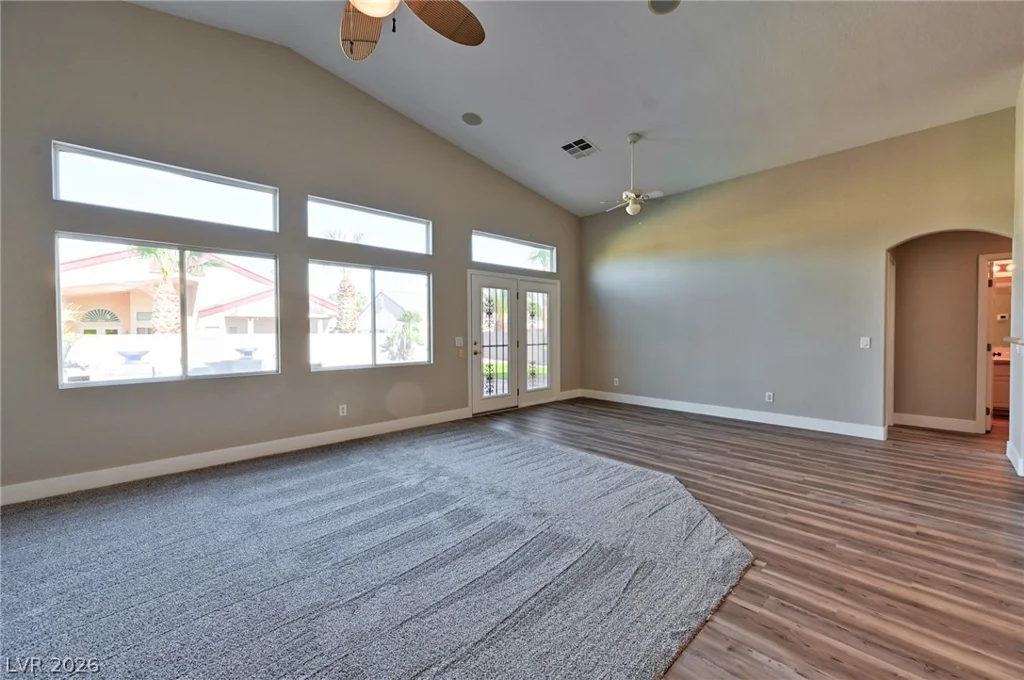 6492 Lantana Falls, Las Vegas, NV 89131