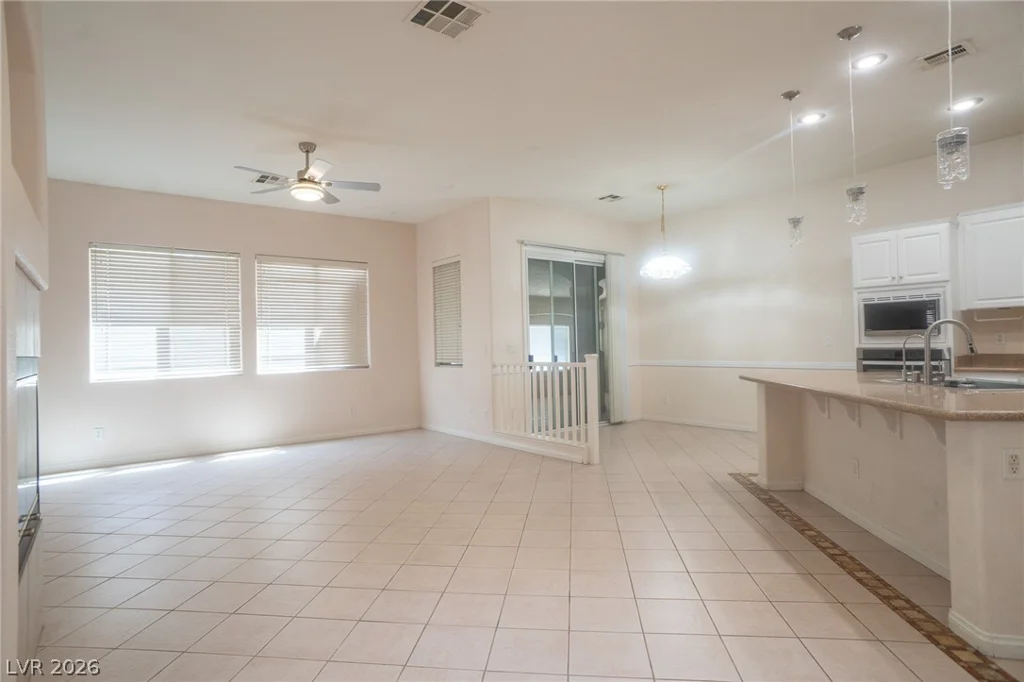 7861 Darby, Las Vegas, NV 89117