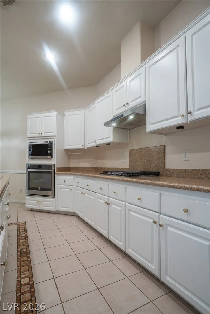 7861 Darby, Las Vegas, NV 89117