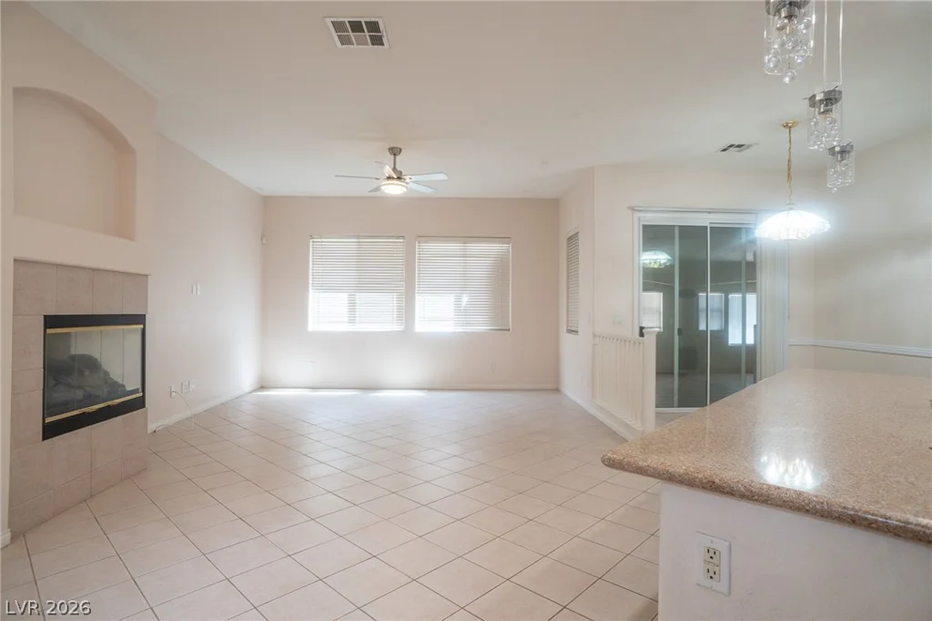 7861 Darby, Las Vegas, NV 89117