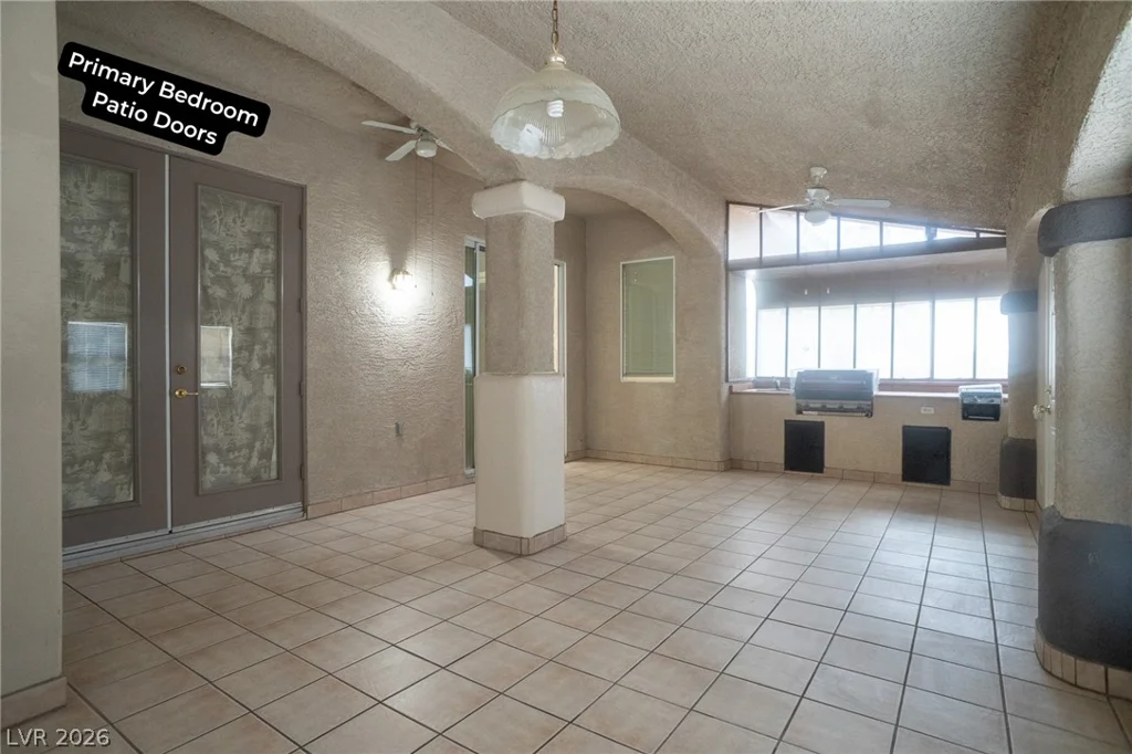7861 Darby, Las Vegas, NV 89117