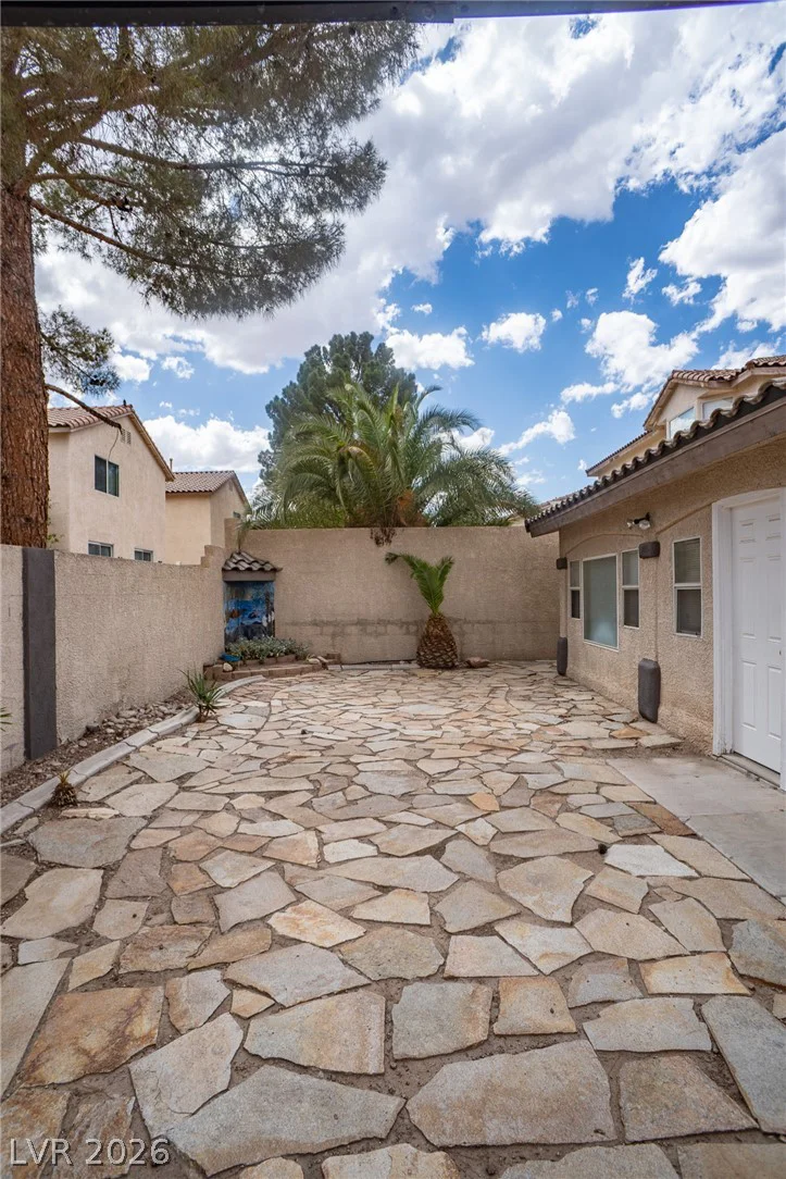 7861 Darby, Las Vegas, NV 89117