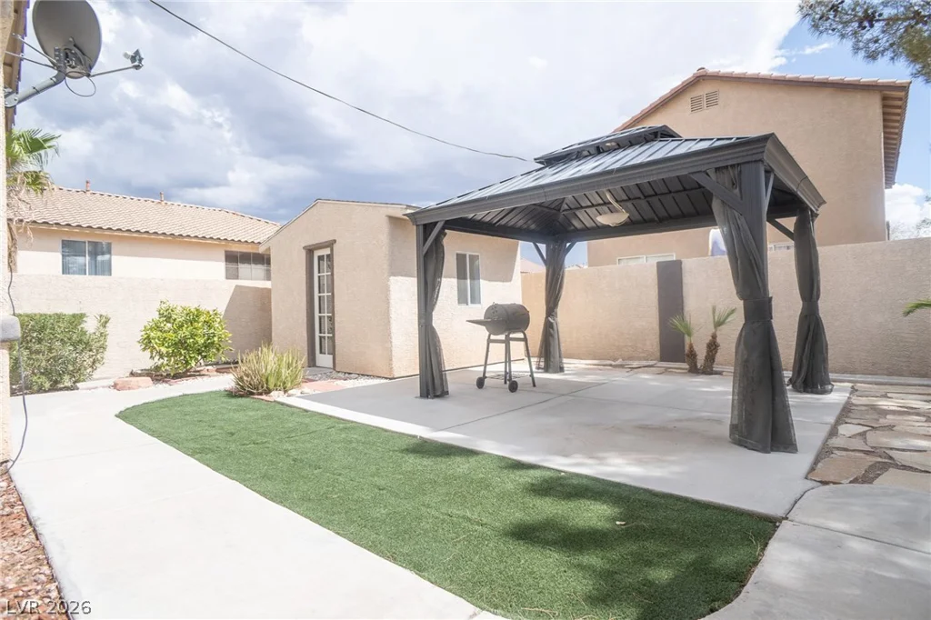 7861 Darby, Las Vegas, NV 89117