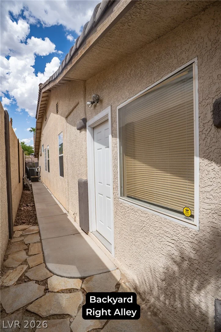 7861 Darby, Las Vegas, NV 89117