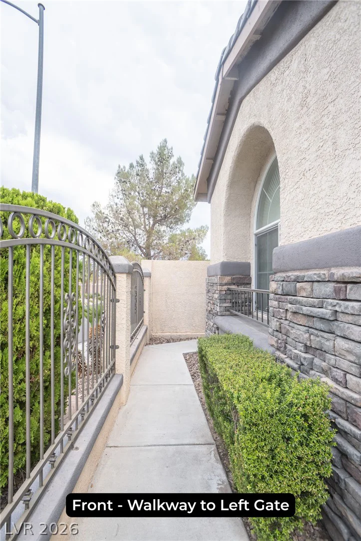 7861 Darby, Las Vegas, NV 89117