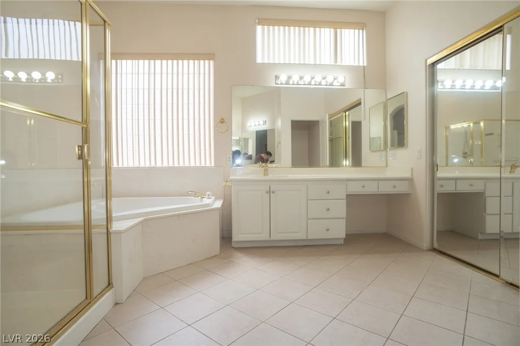 7861 Darby, Las Vegas, NV 89117