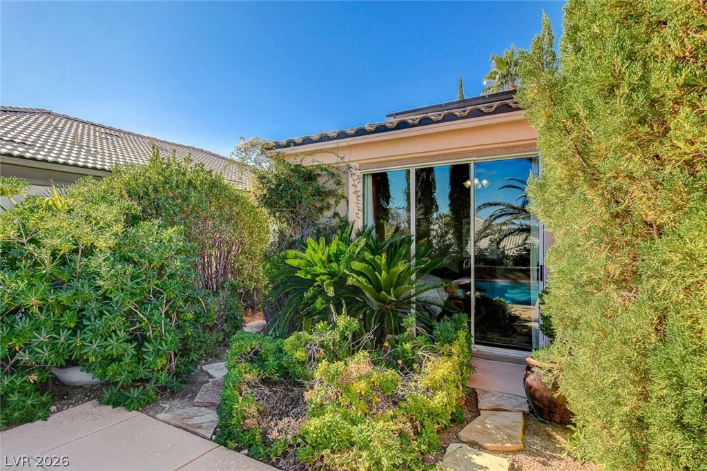 5152 Vincitor, Las Vegas, NV 89135
