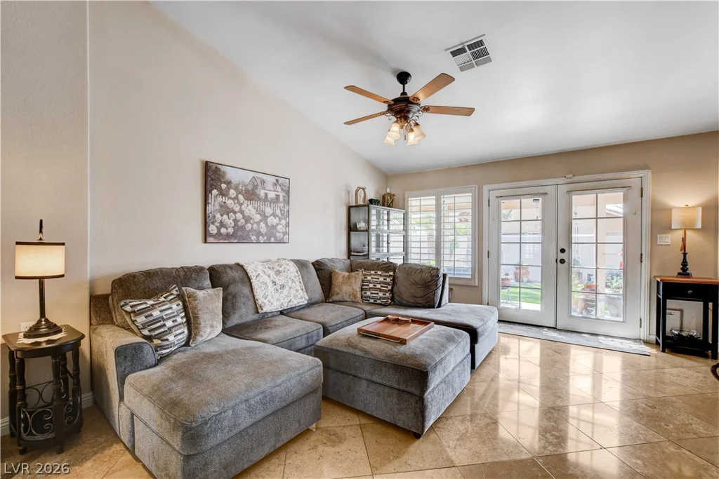 429 Flores, Las Vegas, NV 89123
