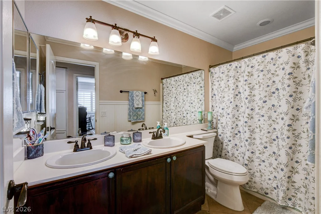 429 Flores, Las Vegas, NV 89123