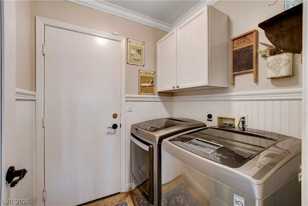 429 Flores, Las Vegas, NV 89123