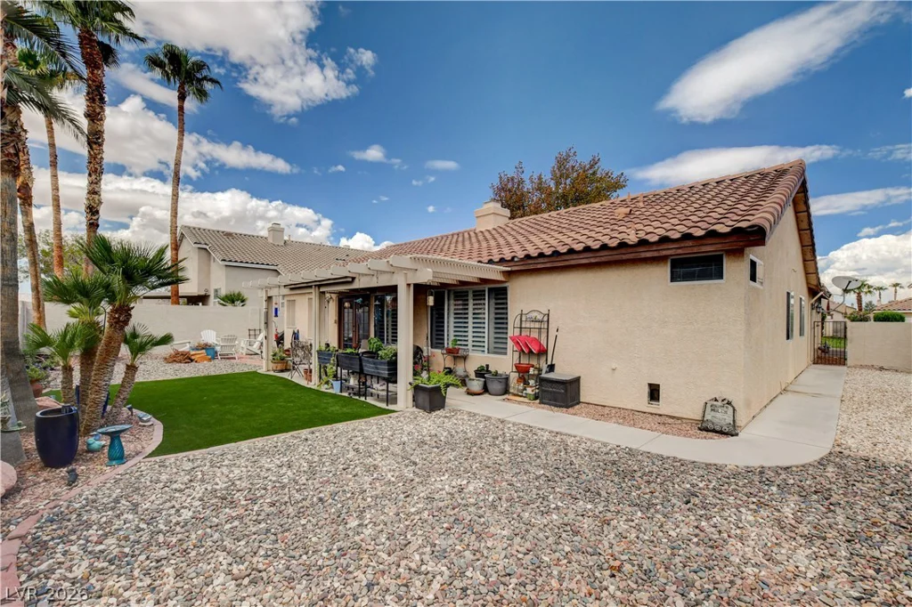 429 Flores, Las Vegas, NV 89123