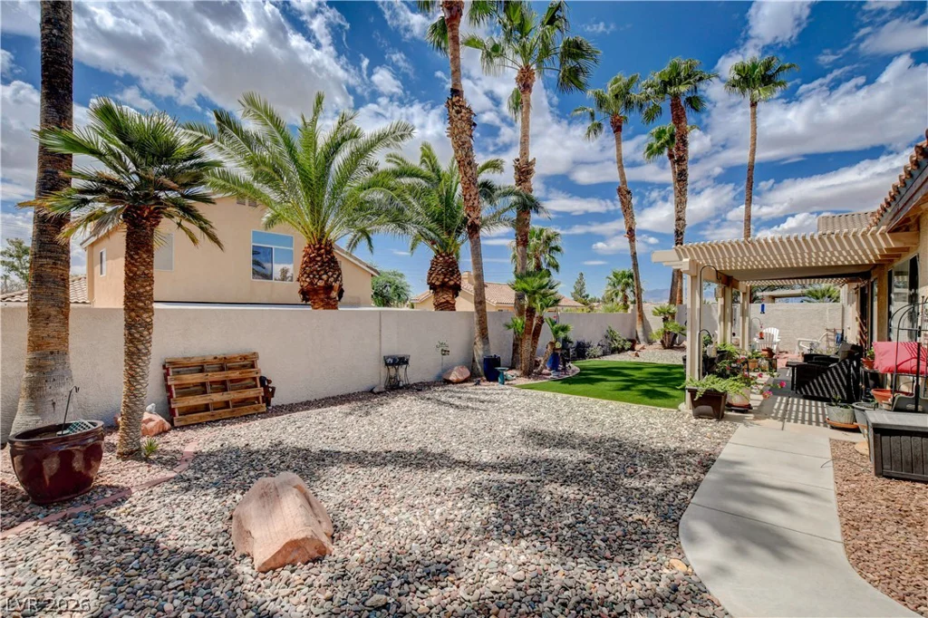 429 Flores, Las Vegas, NV 89123