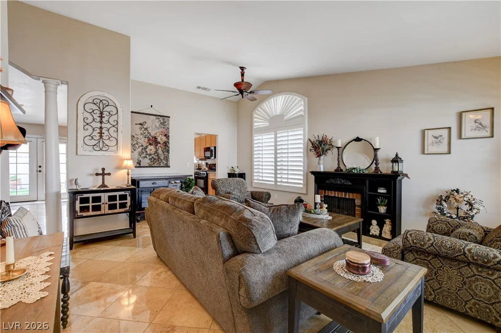 429 Flores, Las Vegas, NV 89123