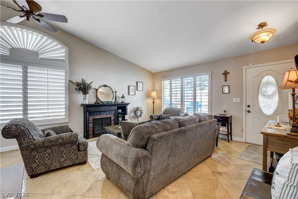 429 Flores, Las Vegas, NV 89123