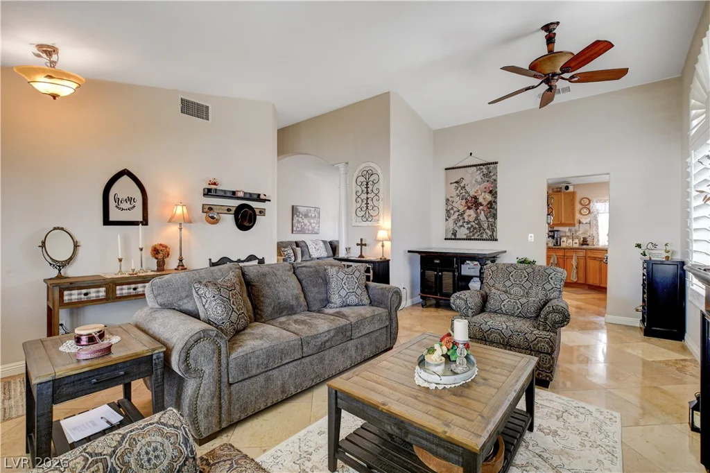 429 Flores, Las Vegas, NV 89123