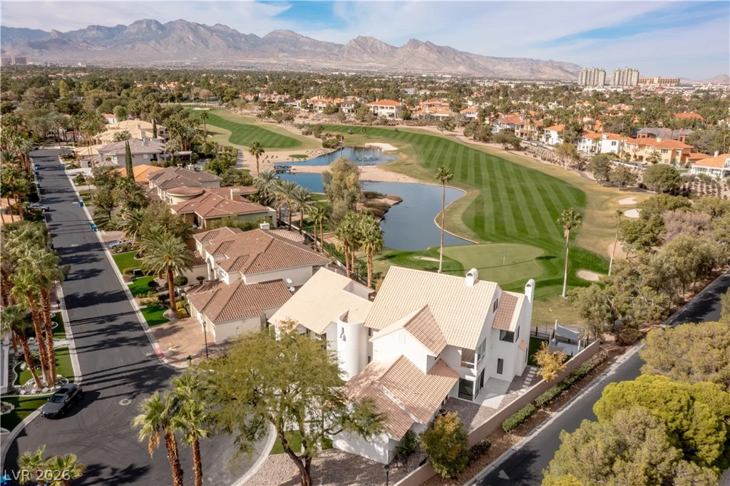 8600 Titleist, Las Vegas, NV 89117