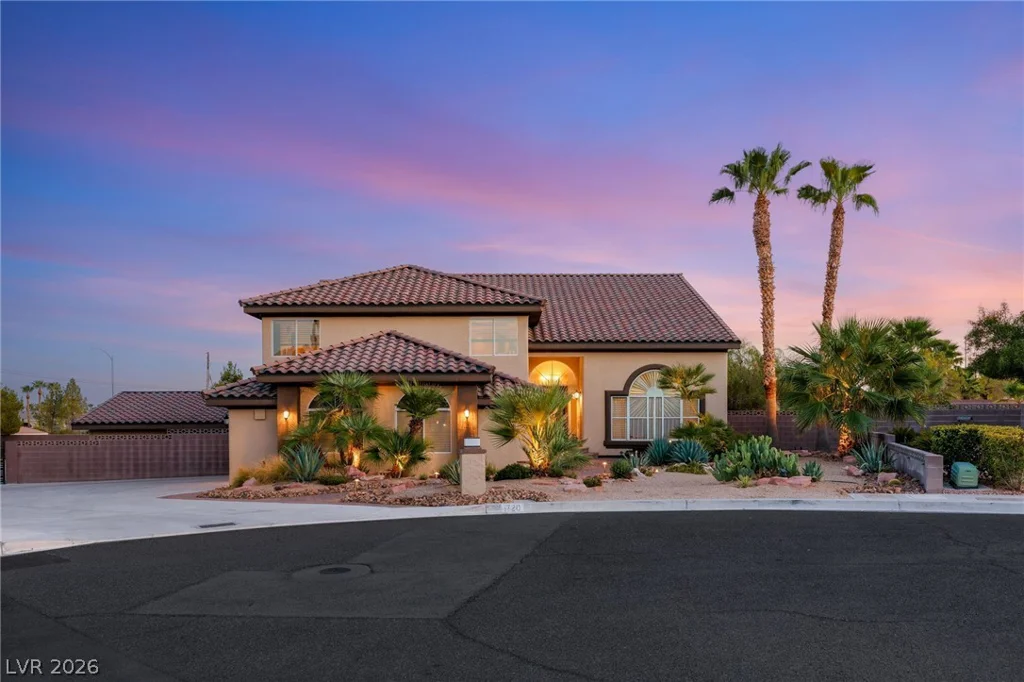 1720 Fairgate, Las Vegas, NV 89117