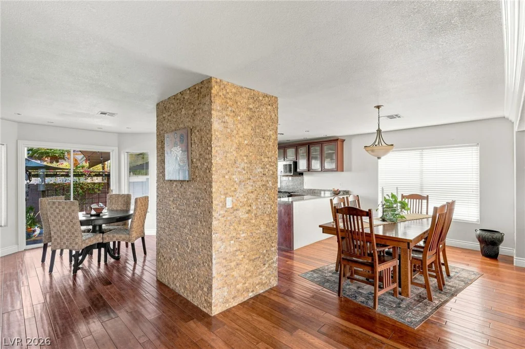1720 Fairgate, Las Vegas, NV 89117