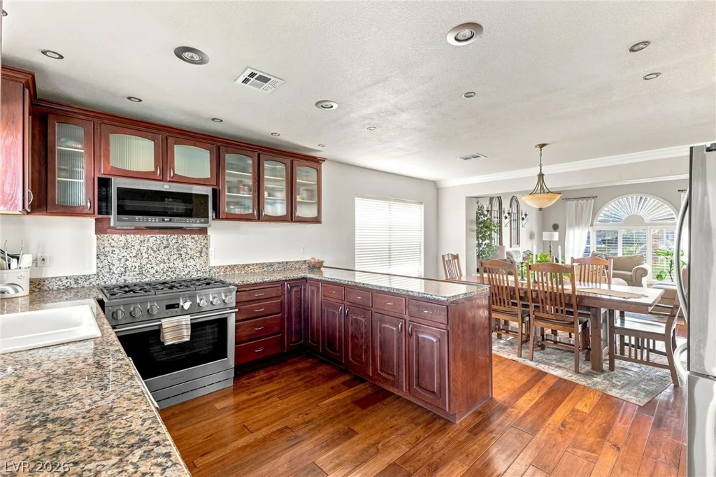 1720 Fairgate, Las Vegas, NV 89117