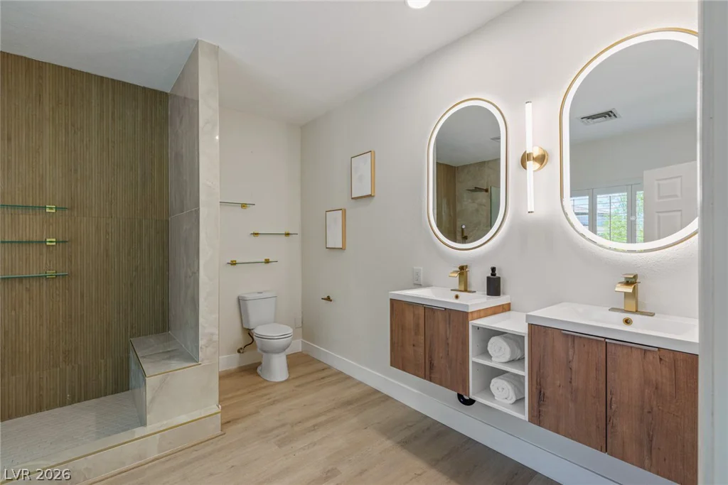 17 Winding, Henderson, NV 89052