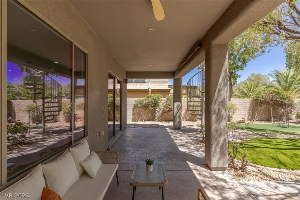 17 Winding, Henderson, NV 89052