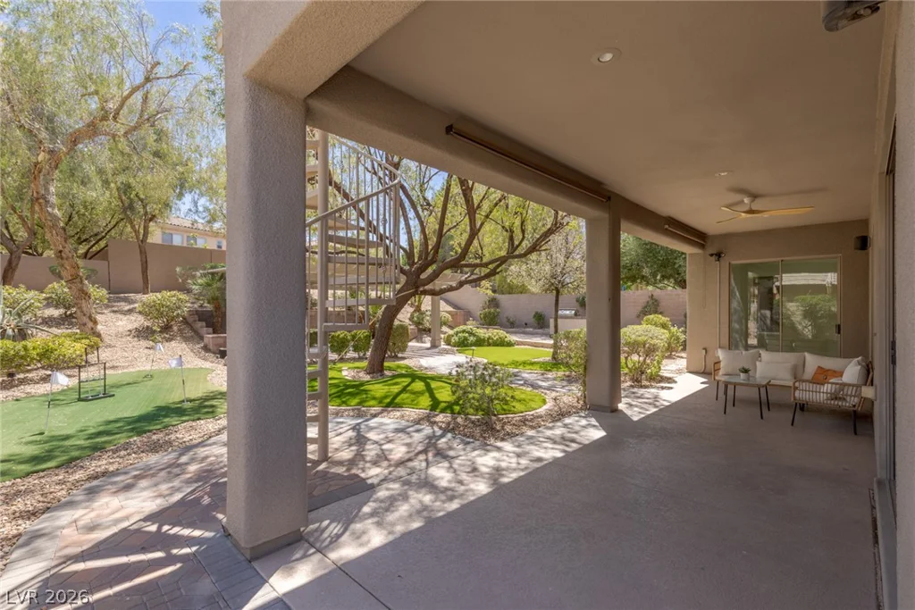 17 Winding, Henderson, NV 89052