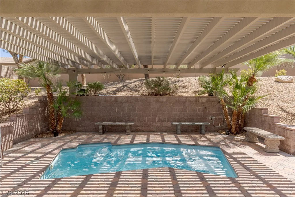 17 Winding, Henderson, NV 89052