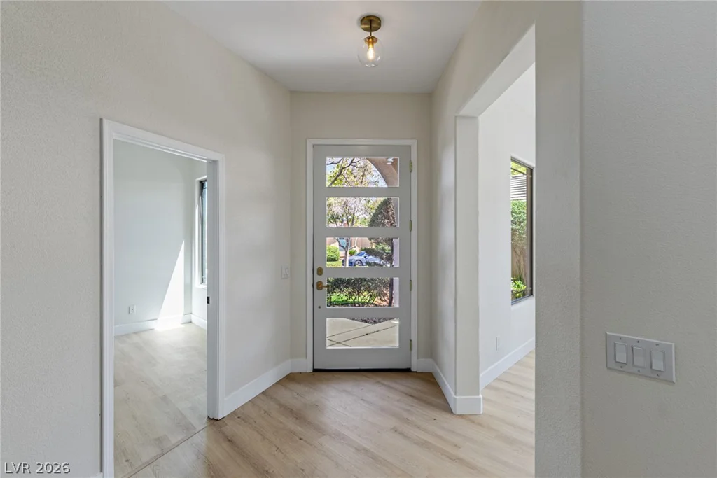 17 Winding, Henderson, NV 89052