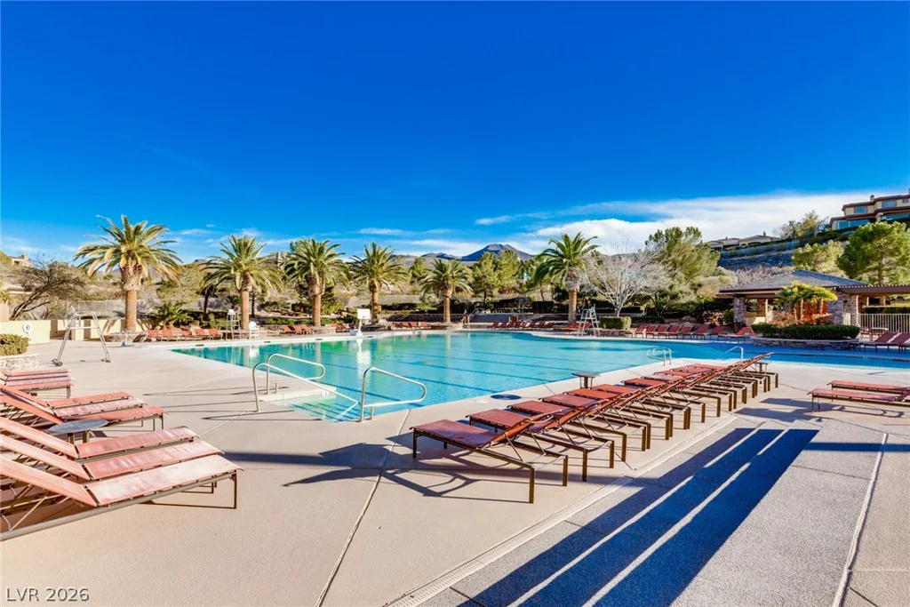 17 Winding, Henderson, NV 89052