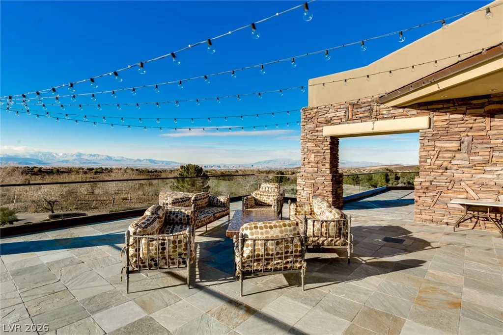 17 Winding, Henderson, NV 89052