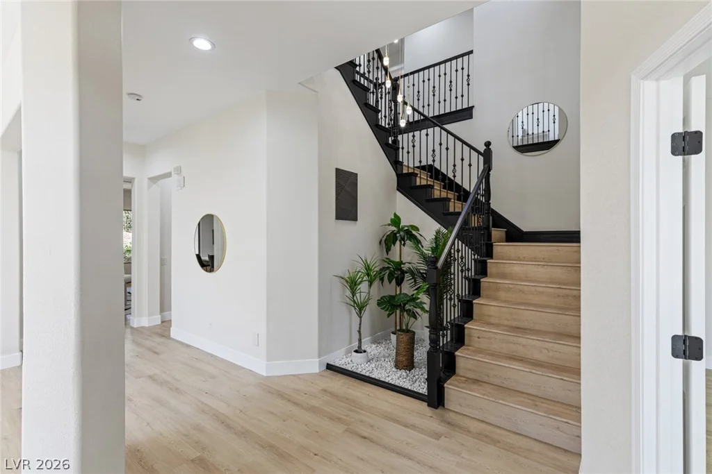 17 Winding, Henderson, NV 89052