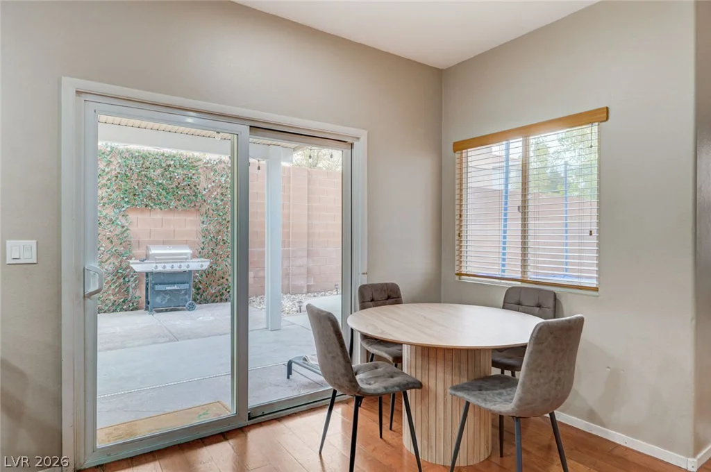 8700 Gateway Glen, Las Vegas, NV 89178